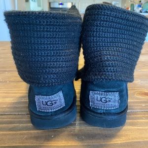 Black knit ugg boots